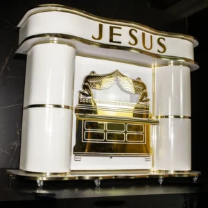 Púlpito de Madeira Arca da Aliança com acabamento branco e dourado para igreja