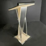 Púlpito de madeira para igreja felipe, Púlpito evangélico de madeira, Púlpito para igreja com LED, Púlpito com logomarca personalizada, Púlpito de madeira com aço inox, Púlpito de madeira com porta-Bíblia e rodinhas, Púlpito para igreja com acabamento artesanal, Púlpito de madeira com corte a laser, Púlpito evangélico com personalização em acrílico 3D, Púlpito de madeira resistente à água para igrejas, Púlpito de madeira para igrejas em Belo Horizonte, Comprar púlpito evangélico em Minas Gerais, Púlpito para igreja com entrega em todo o Brasil, Como escolher o melhor púlpito para igreja, Dicas para manutenção de púlpitos de madeira, Vantagens do púlpito com LED no altar