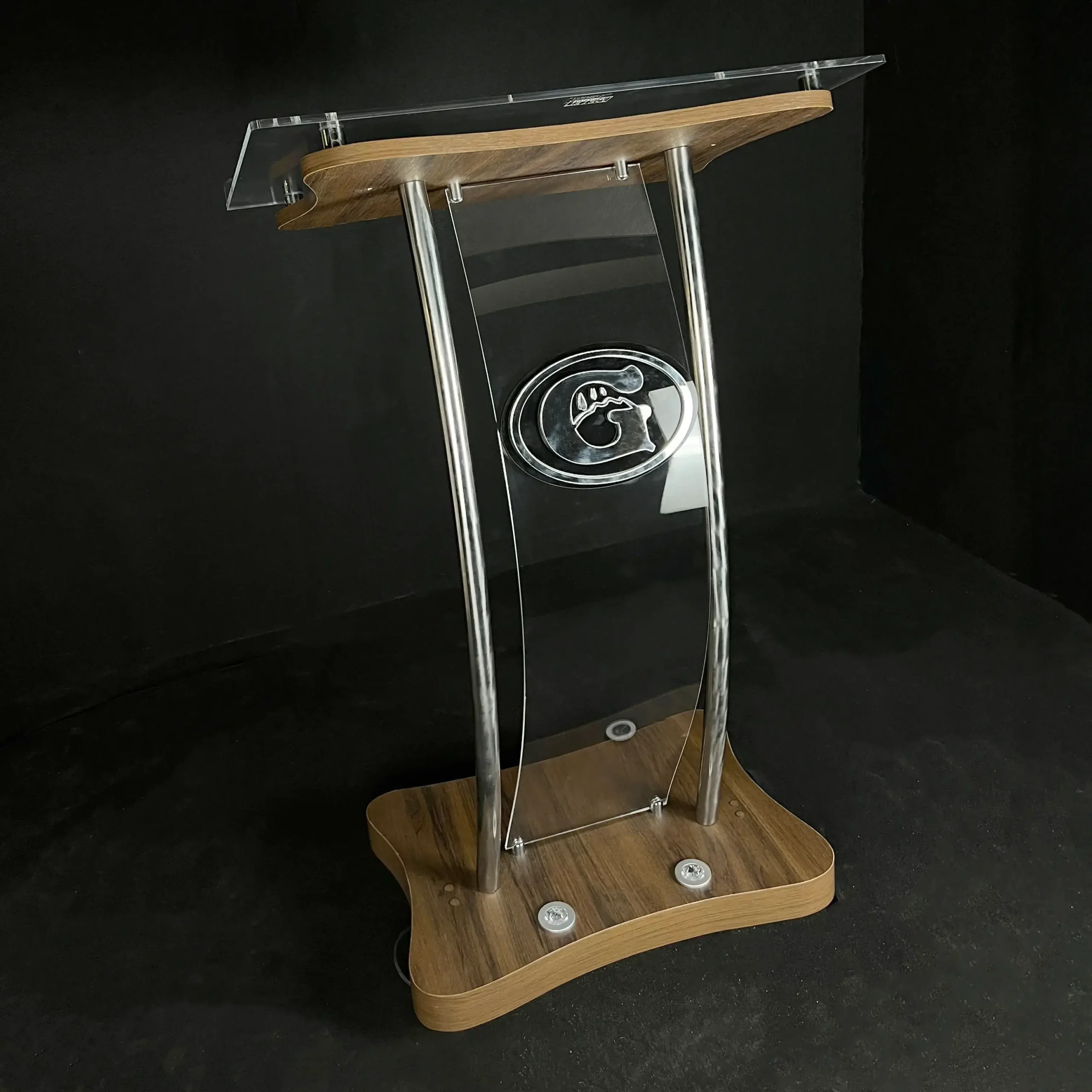 Púlpito de Madeira para Igreja Marcos, Púlpito de madeira para igreja, Púlpito evangélico de madeira, Púlpito para igreja com LED, Púlpito com logomarca personalizada, Púlpito de madeira com aço inox, Púlpito de madeira com porta-Bíblia e rodinhas, Púlpito para igreja com acabamento artesanal, Púlpito de madeira com corte a laser, Púlpito evangélico com personalização em acrílico 3D, Púlpito de madeira resistente à água para igrejas, Púlpito de madeira para igrejas em Belo Horizonte, Comprar púlpito evangélico em Minas Gerais, Púlpito para igreja com entrega em todo o Brasil, Como escolher o melhor púlpito para igreja, Dicas para manutenção de púlpitos de madeira, Vantagens do púlpito com LED no altar